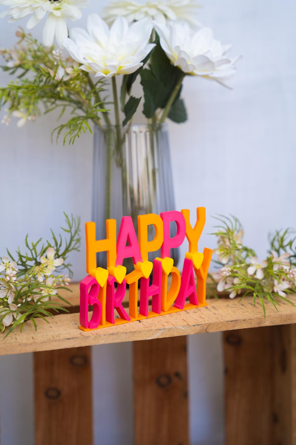 Schriftzug_Happy Birthday_Herzen